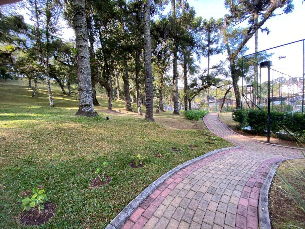 Apartamento Em Campos Do Jordao Ao Lado Do Capivari Eksteriør billede